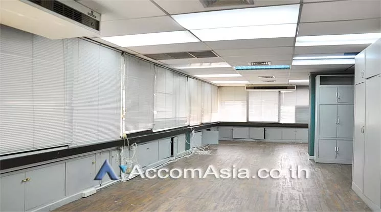 5  Office Space For Rent in Sukhumvit ,Bangkok BTS Asok - MRT Sukhumvit at Rajapark Building AA14272